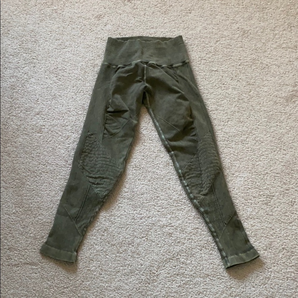Free People movement leggings